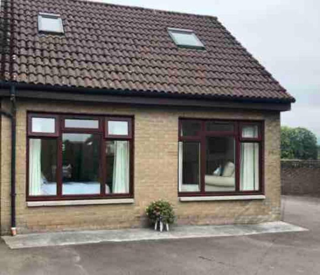 Lovely 1-Bed House In Stirling Exterior foto
