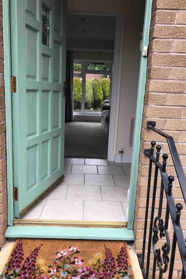Lovely 1-Bed House In Stirling Exterior foto